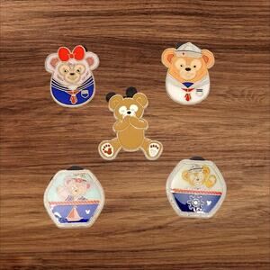 5 Duffy and Friend Disney Parks Trading Pins, Plus 2 Bonus Pins